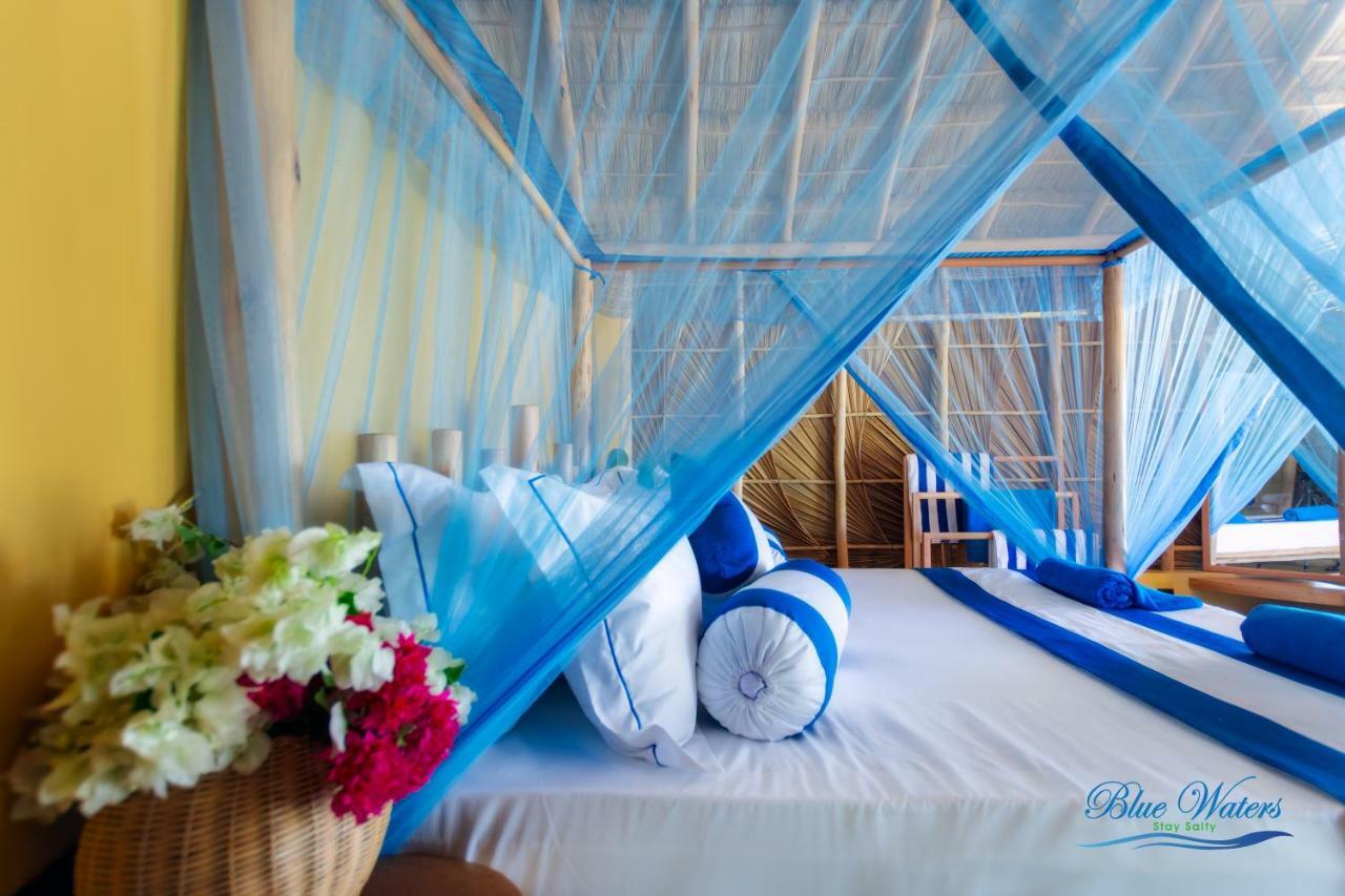 Blue Waters Hotell Arugam Bay Exteriör bild